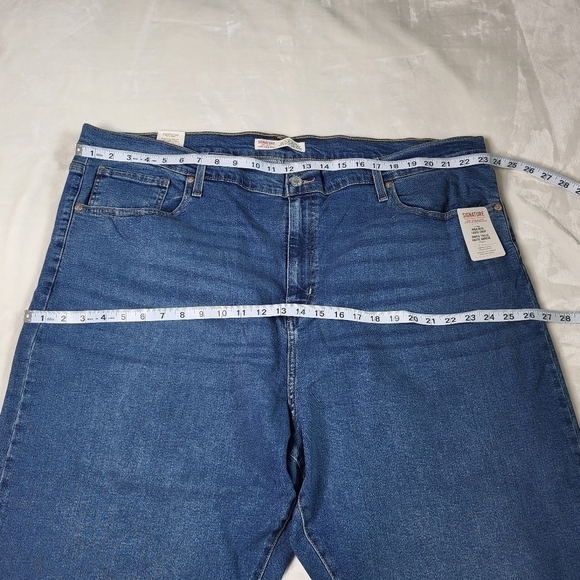 Levi’s Cropped Heritage Plus Size Blue Jeans. Straight Loose Fit. 28W - Picture 9 of 14